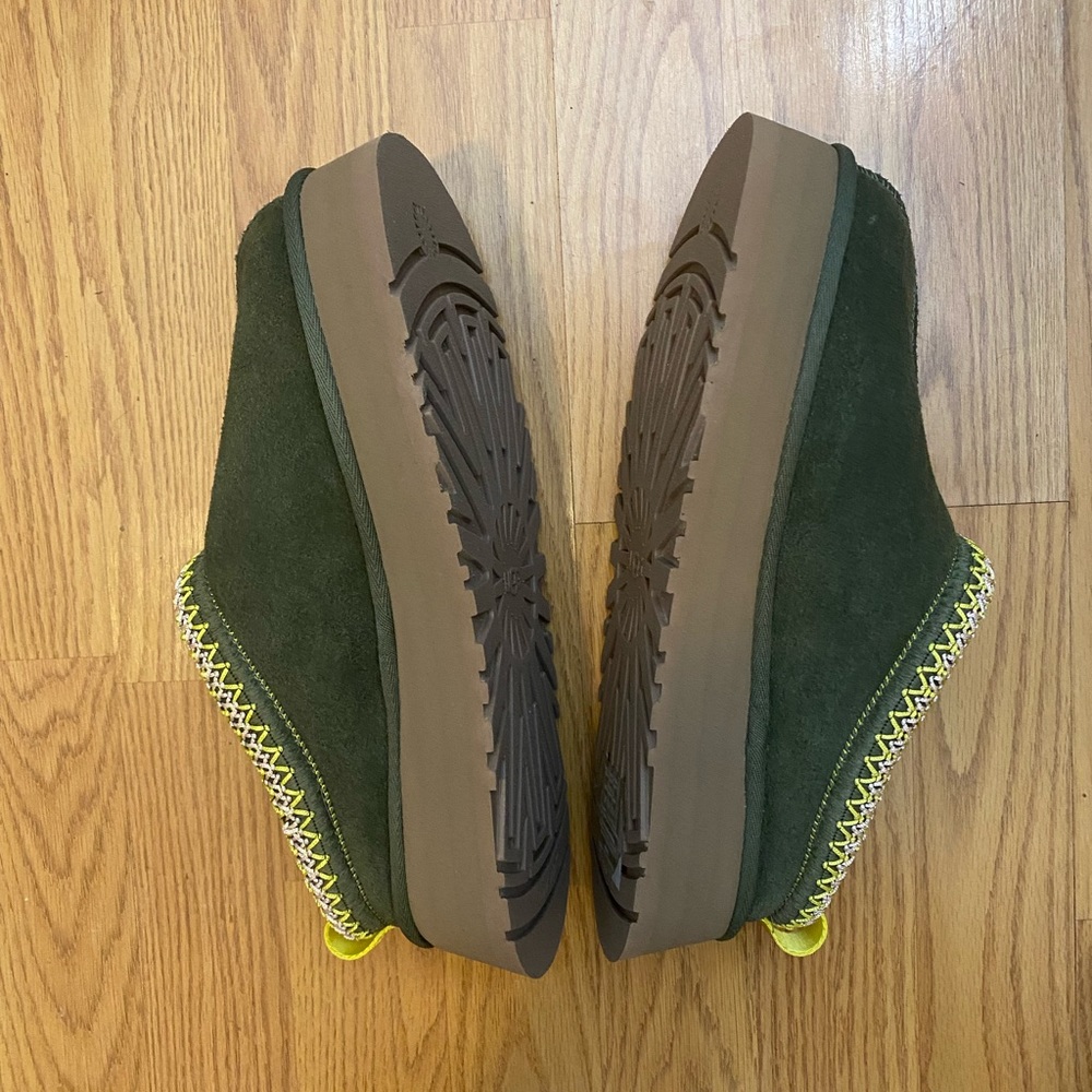 Burnt Olive Ugg Tazz Platform Slipper